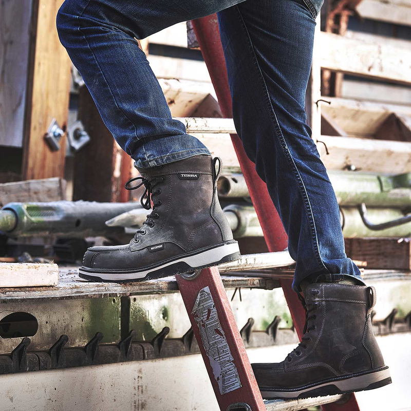 Men's Terra Ironstone 8" Waterproof Composite Toe Safety Work Boot image number 9